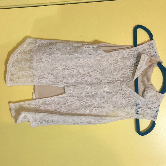 Top - Picture 2 of 2